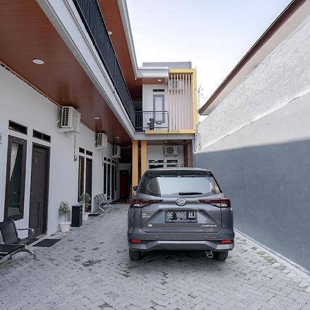 Reddoorz @ Jalan Urip Sumoharjo Lampung Ξενοδοχείο Μπαντάρ Λαμπούνγκ Εξωτερικό φωτογραφία