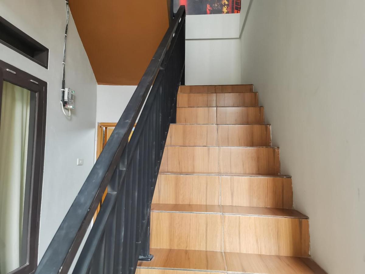 Reddoorz @ Jalan Urip Sumoharjo Lampung Ξενοδοχείο Μπαντάρ Λαμπούνγκ Εξωτερικό φωτογραφία