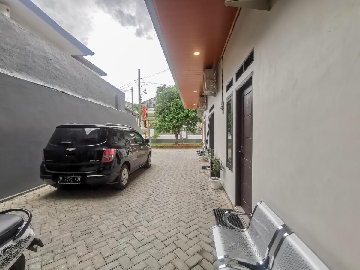 Reddoorz @ Jalan Urip Sumoharjo Lampung Ξενοδοχείο Μπαντάρ Λαμπούνγκ Εξωτερικό φωτογραφία