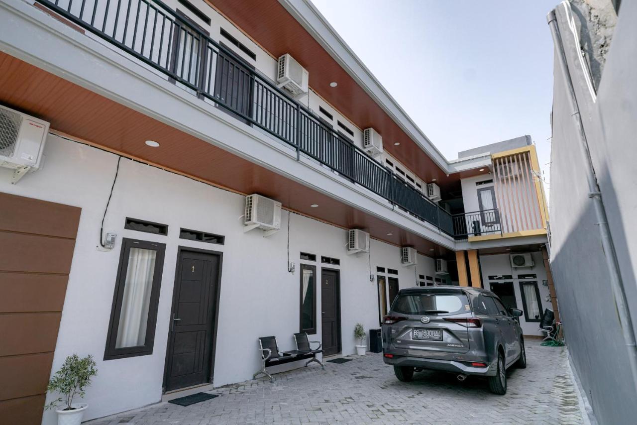 Reddoorz @ Jalan Urip Sumoharjo Lampung Ξενοδοχείο Μπαντάρ Λαμπούνγκ Εξωτερικό φωτογραφία